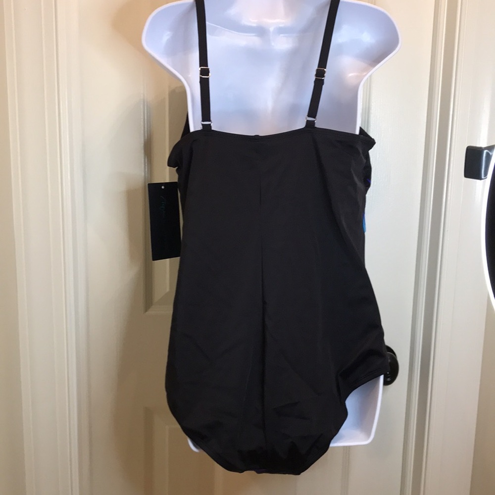 Aqua green woman’s one piece bathing suit - Picture 8 of 8